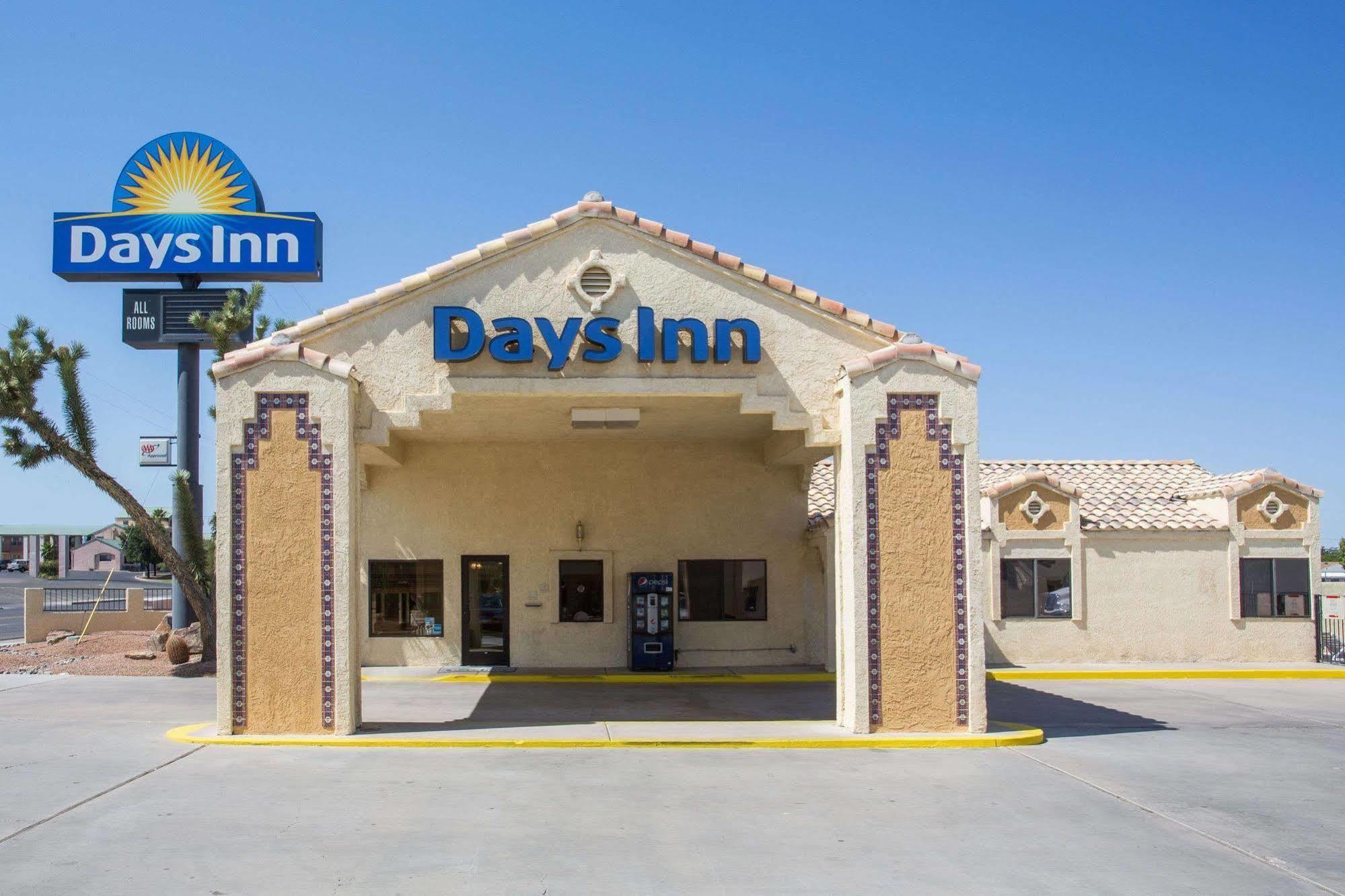 Days Inn By Wyndham Kingman East Exterior photo